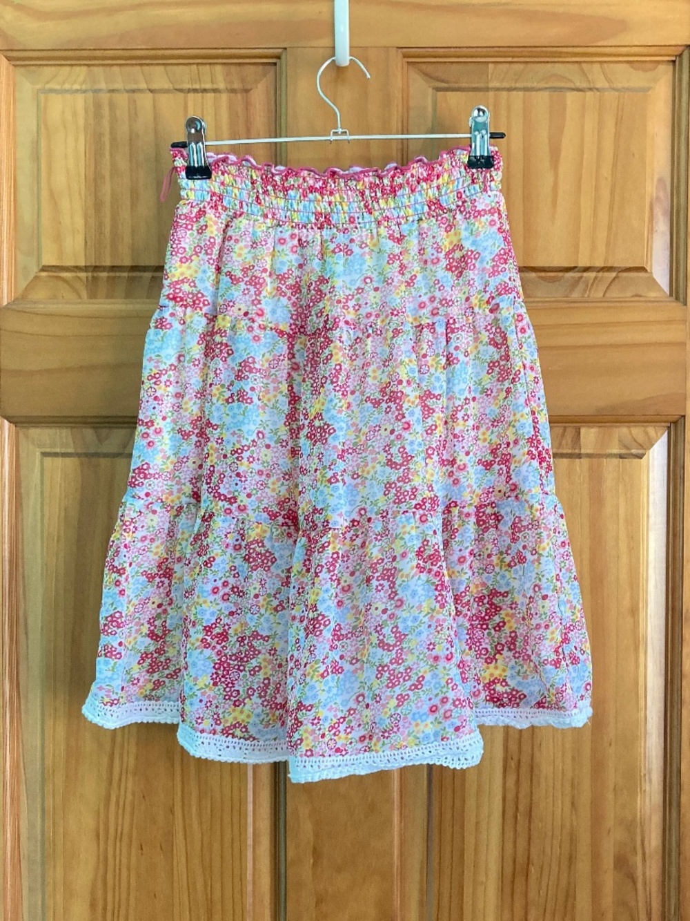 Girls size 8-10 In Girl pink floral skirt, girls fun twirly a-line skirt